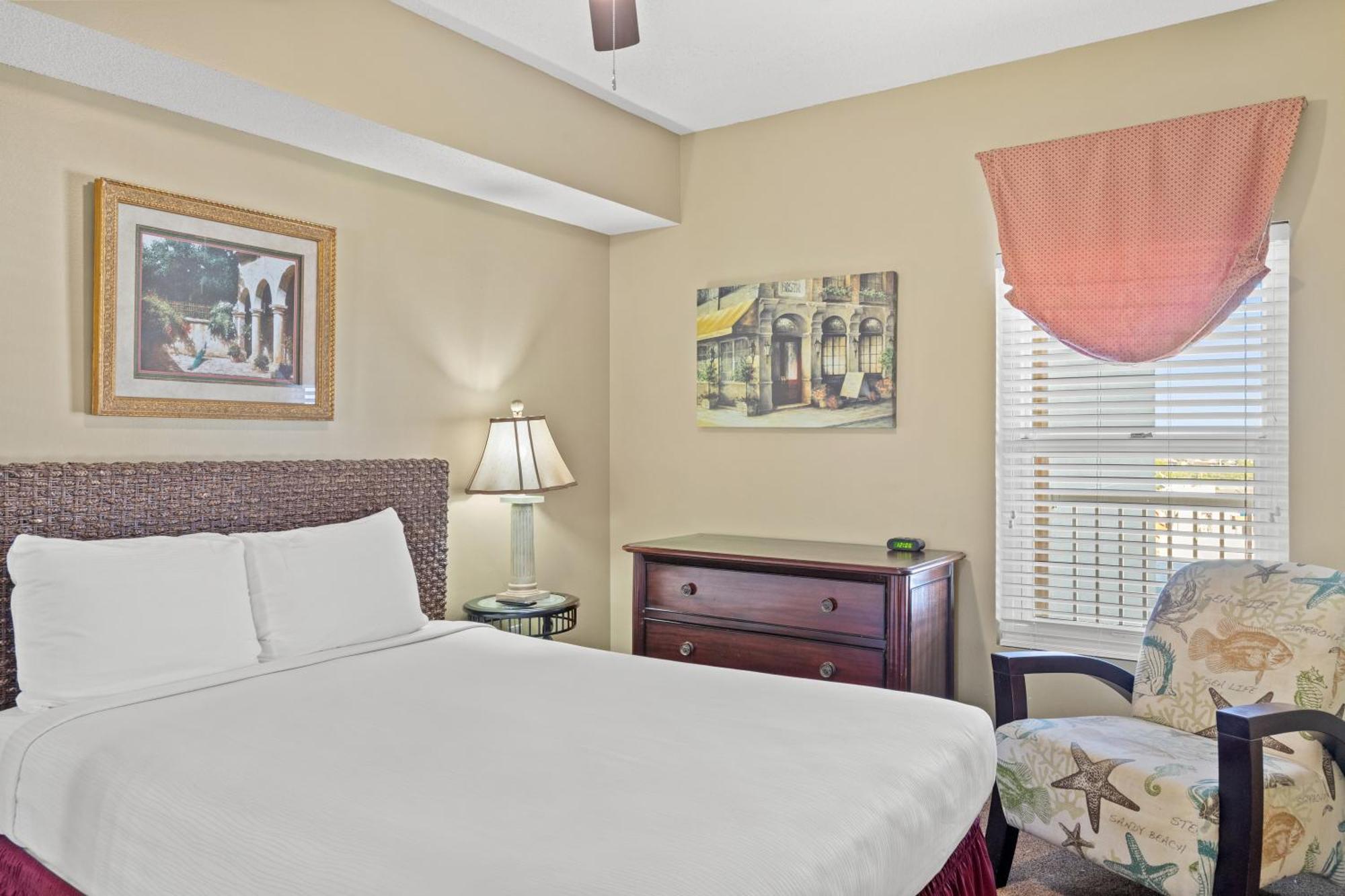 Official Majestic Beach Resort - Over 60 Units - All Ocean Front, Panama City Beach, Fl Kültér fotó