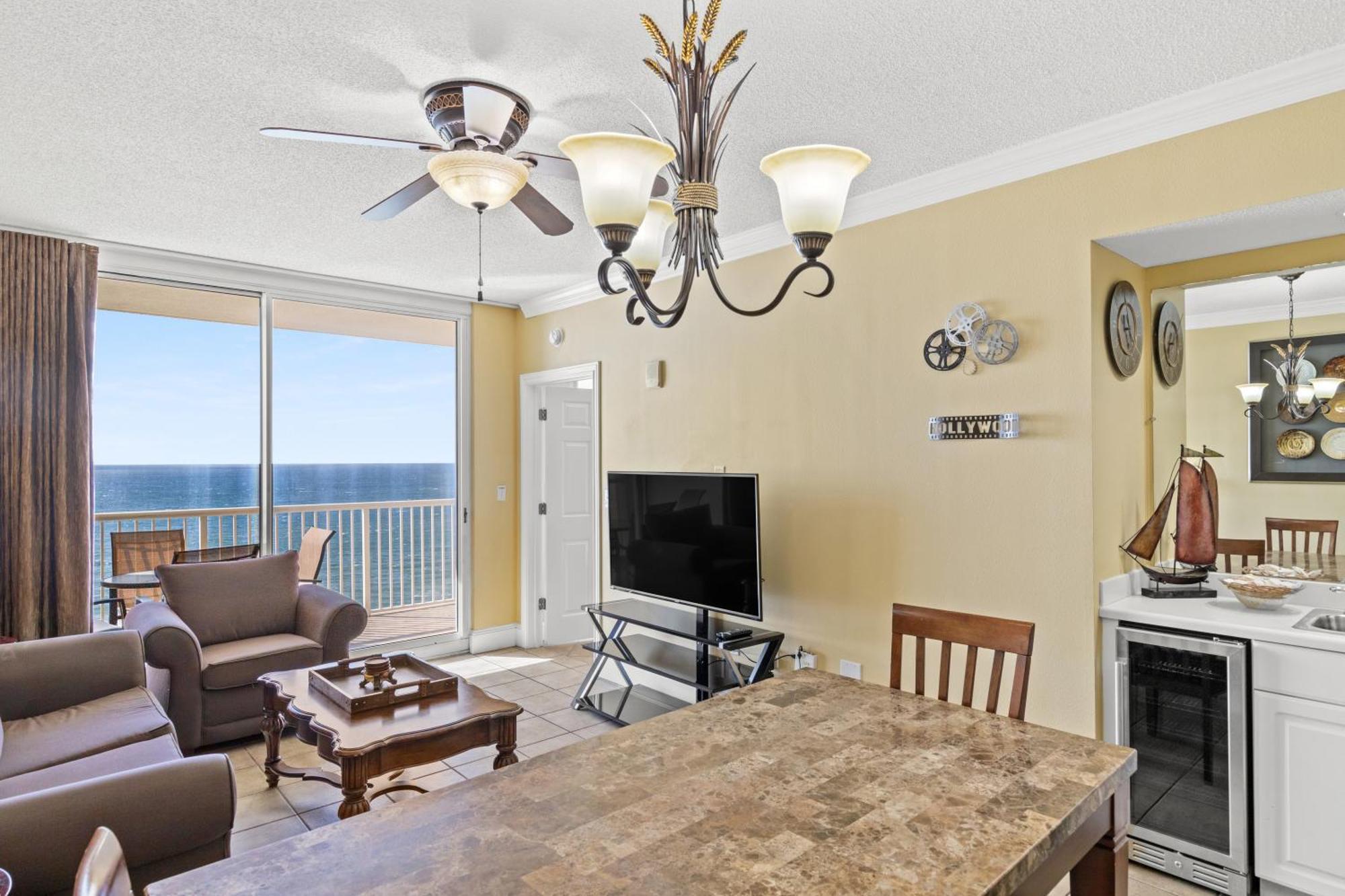 Official Majestic Beach Resort - Over 60 Units - All Ocean Front, Panama City Beach, Fl Szoba fotó