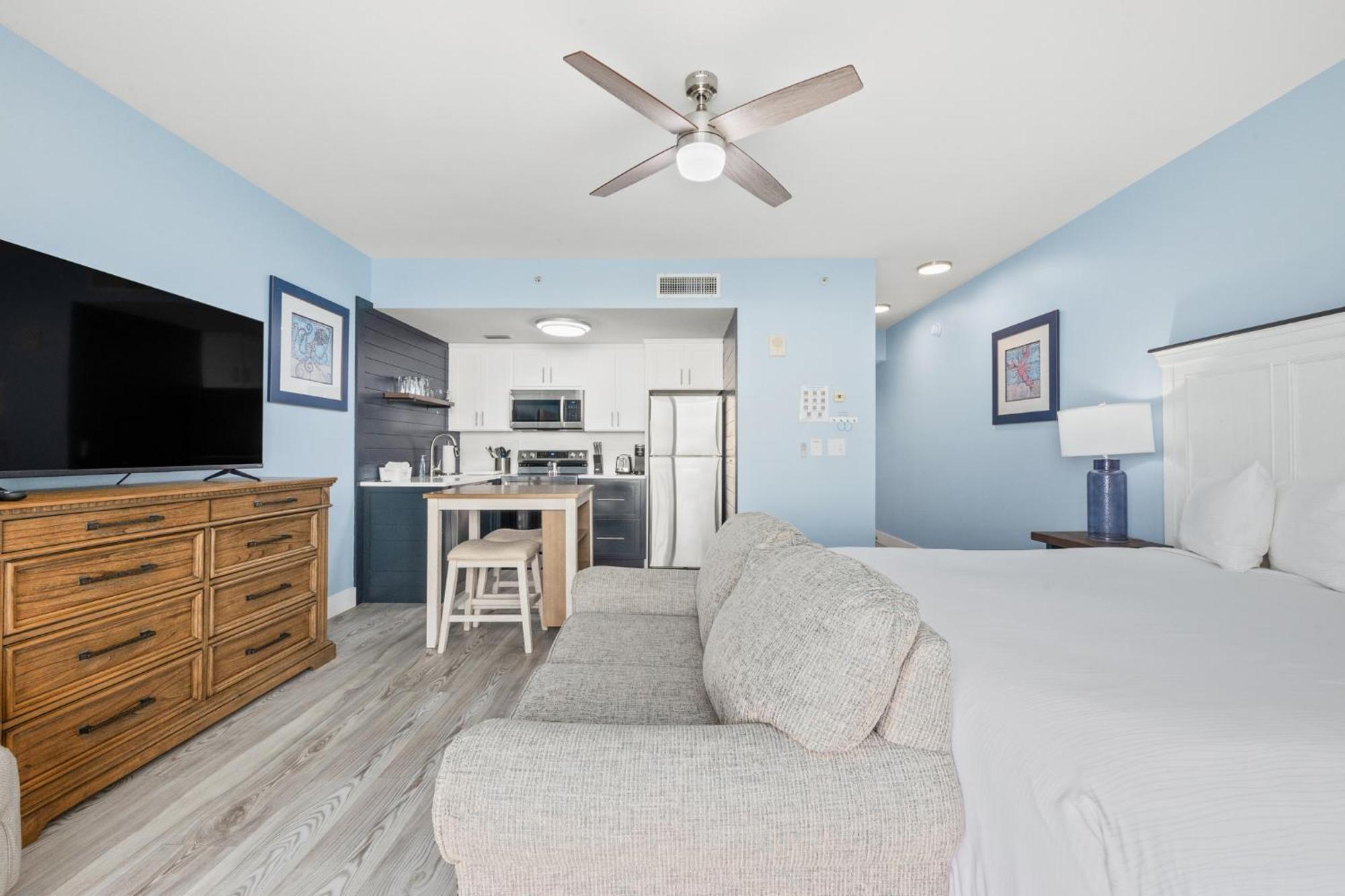 Official Majestic Beach Resort - Over 60 Units - All Ocean Front, Panama City Beach, Fl Szoba fotó