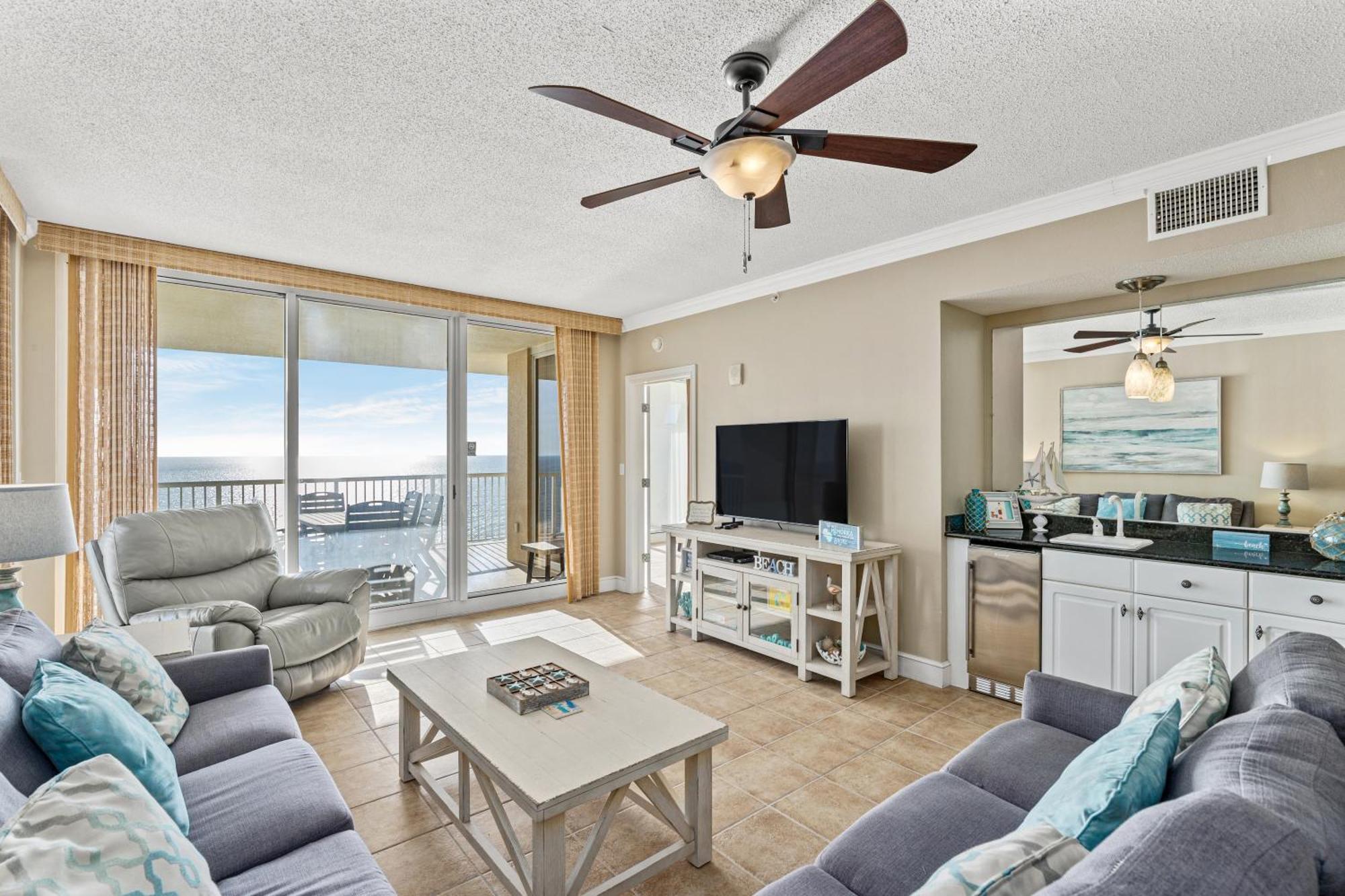 Official Majestic Beach Resort - Over 60 Units - All Ocean Front, Panama City Beach, Fl Kültér fotó