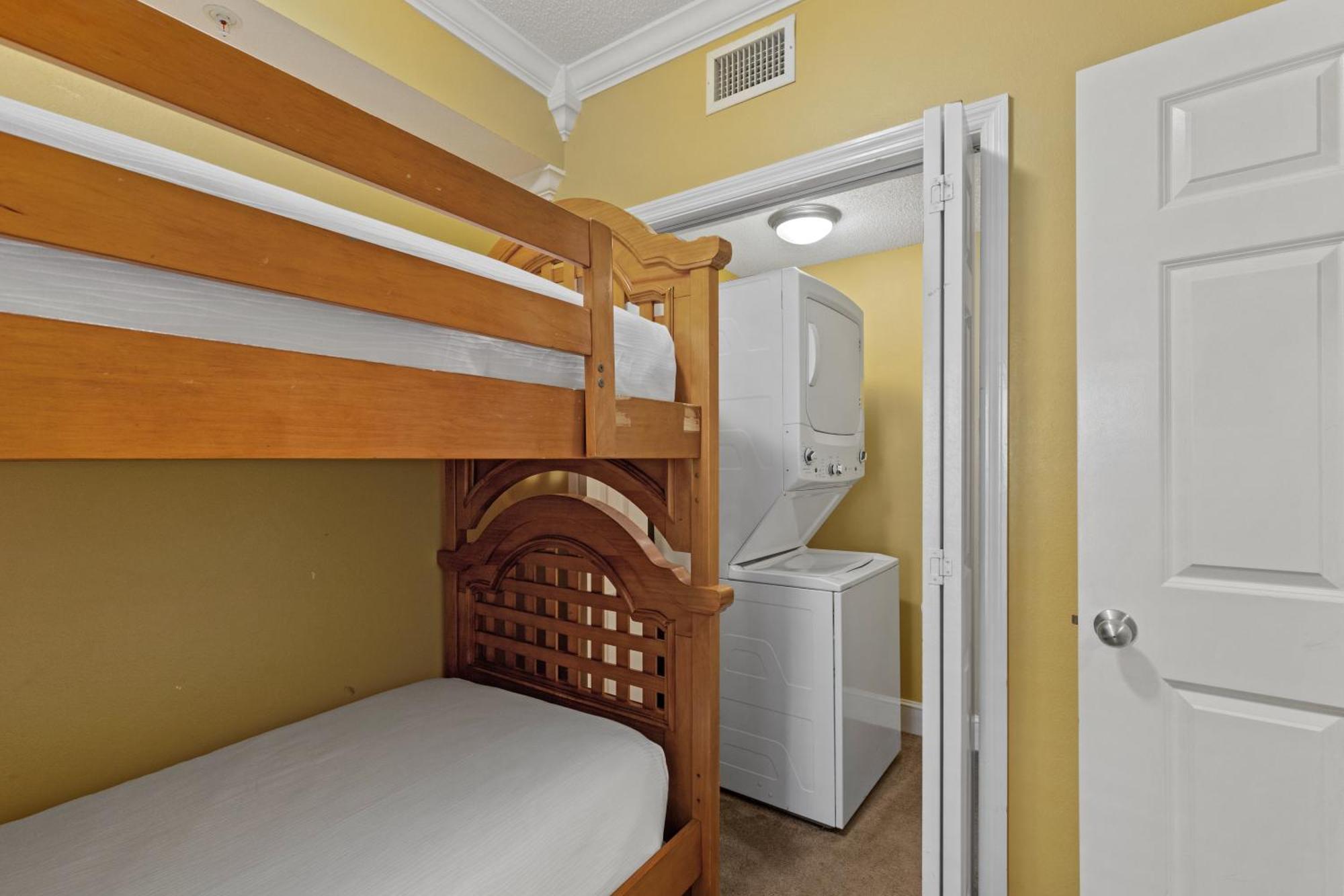 Official Majestic Beach Resort - Over 60 Units - All Ocean Front, Panama City Beach, Fl Szoba fotó